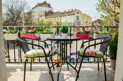 Two Bedroom Luxury Apartment in top center 1 Flat Manager Booking