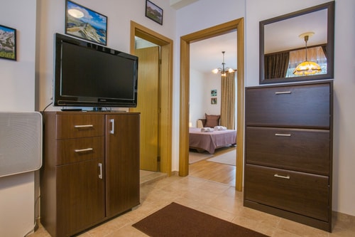 Cozy One-Bedroom apartment with Nature View 6 Flat Manager Booking