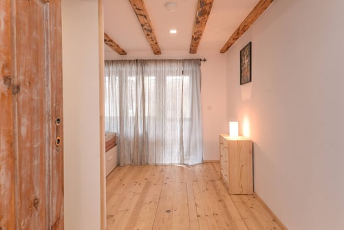 NEW Serdika Apartment | 2-BDR Artistic Maisonette 23 Flat Manager Booking