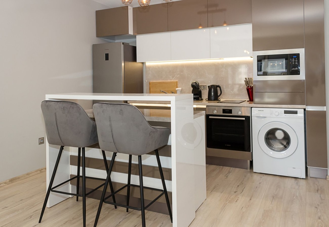 Sunny 1BD Flat in St Constantine & Helena Complex 9 Flat Manager Booking