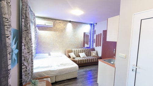 Compact studio with indoor pool near Cacao Beach 11 Flat Manager Booking