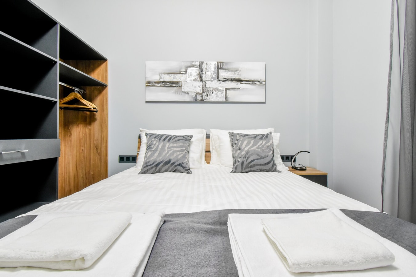 Radoslav Petyofi 2BD · Stylish 2-Bedroom Sofia Stay 15 Flat Manager Booking