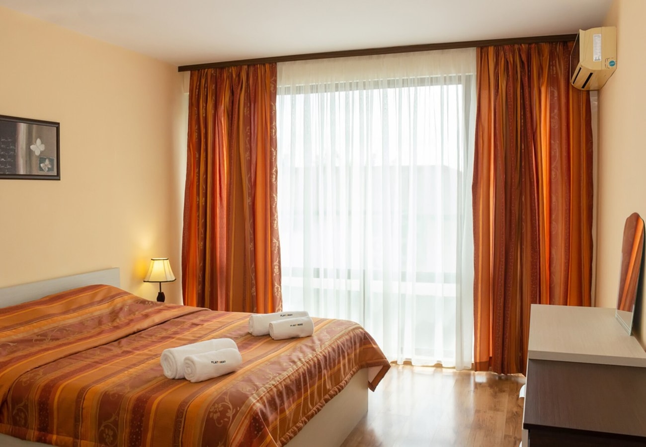 Cozy 1BD Apartment with a Spacious Terrace 18 Flat Manager Booking