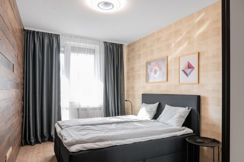 Urban Elegance at Its Finest Stylish 1-BD Flat 10 Flat Manager Booking