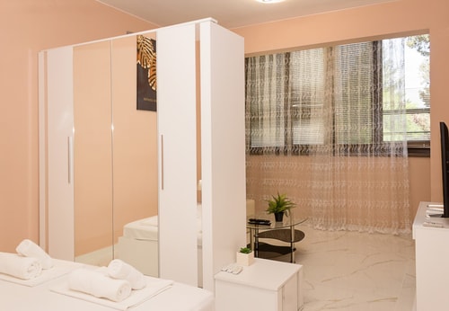 Comfy 1-Bedroom Apartment in Chayka Neighbourhood 10 Flat Manager Booking