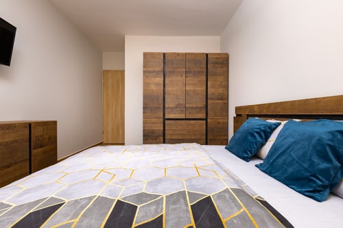Bright and Cozy Apartment Next to a City Park 18 Flat Manager Booking