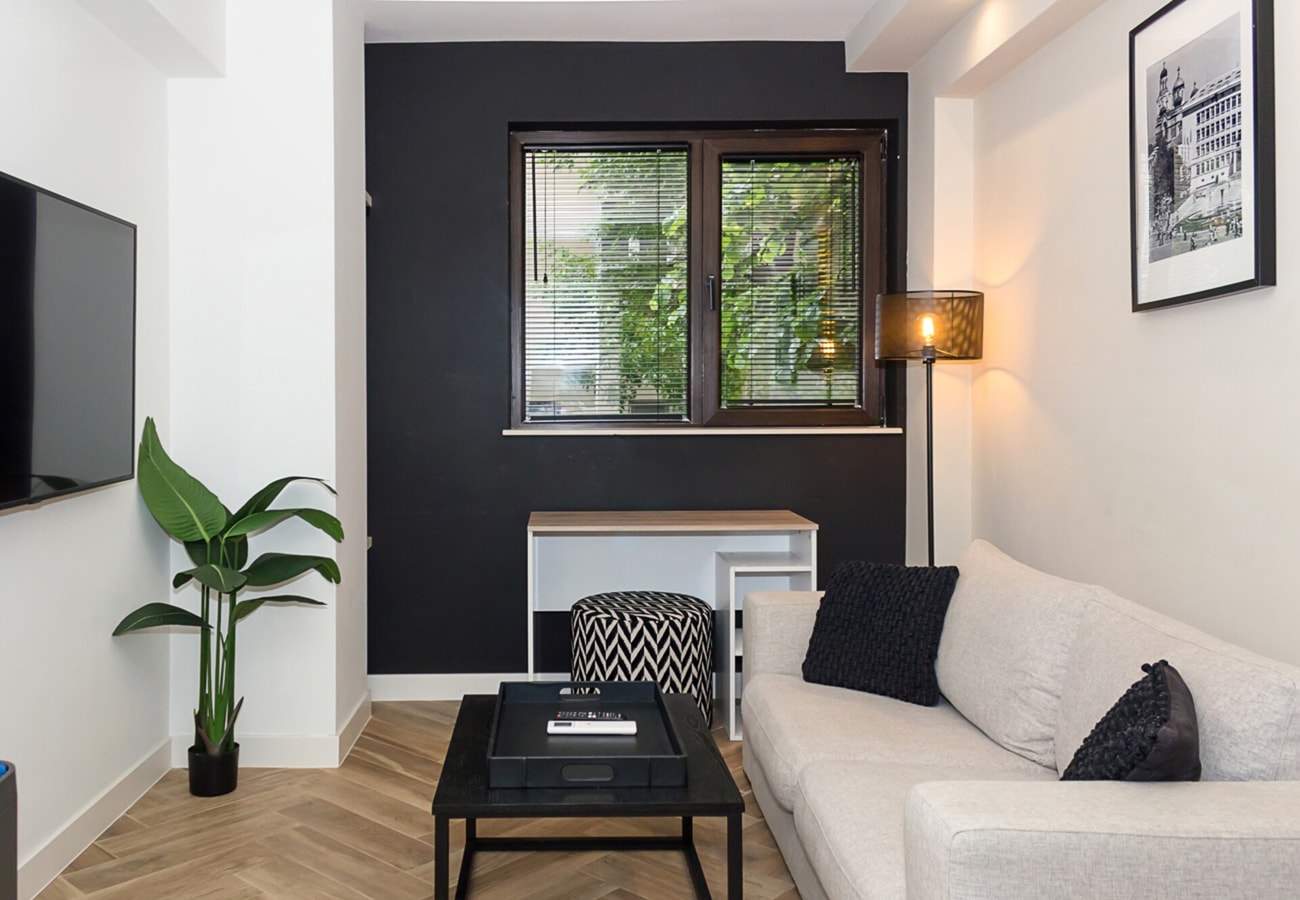 Three private apartments near Port of Varna 1 Flat Manager Booking