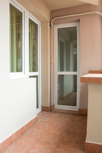 GLORIOUS - 2-Bedroom apartment near Youth Hill 14 Flat Manager Booking