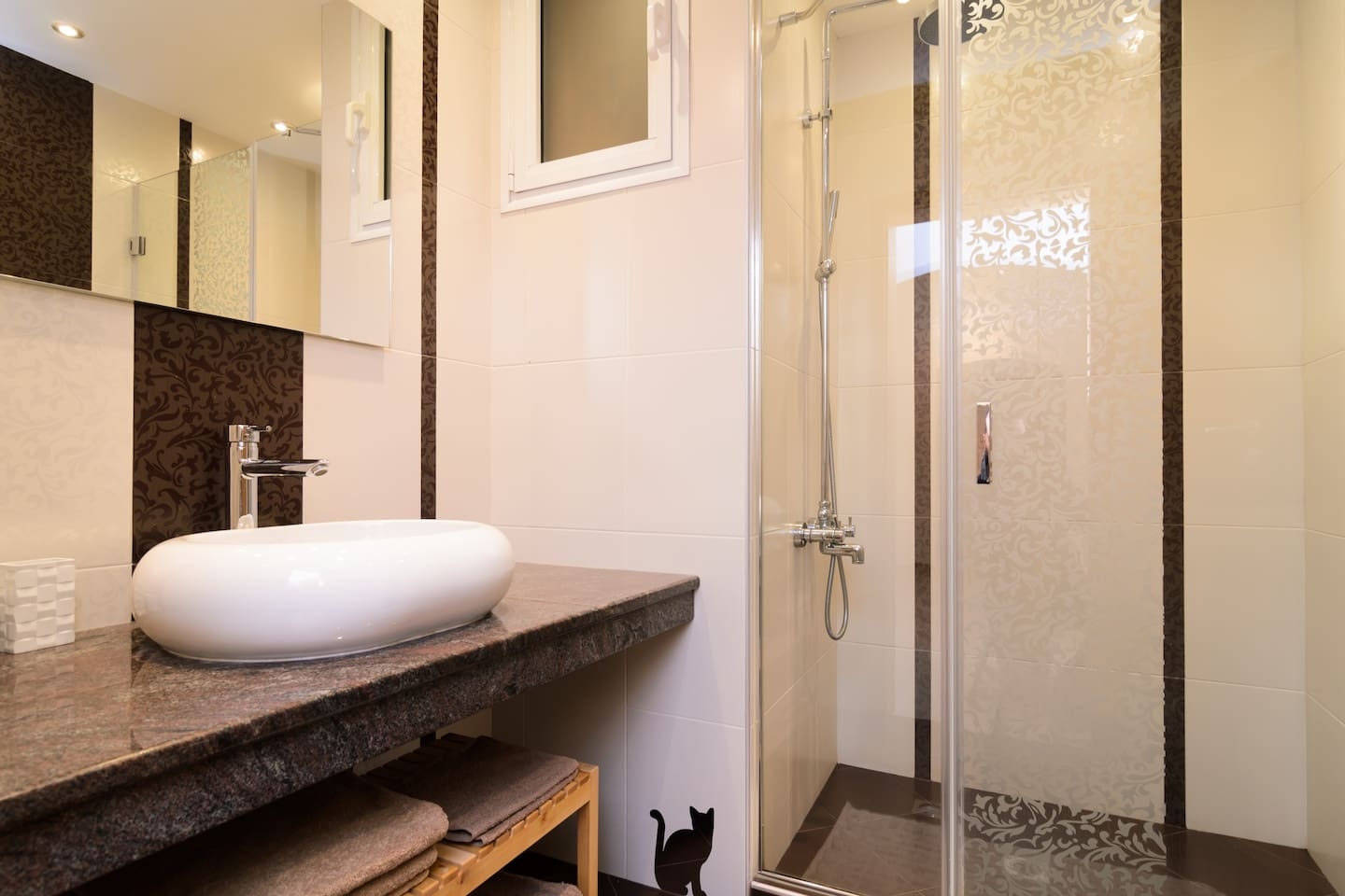 "Rise and Shine" Sofia Luxury Apartment 15 Flat Manager Booking