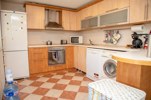 Villa Beni ~ 4-Bedroom Private House 19 Flat Manager Booking