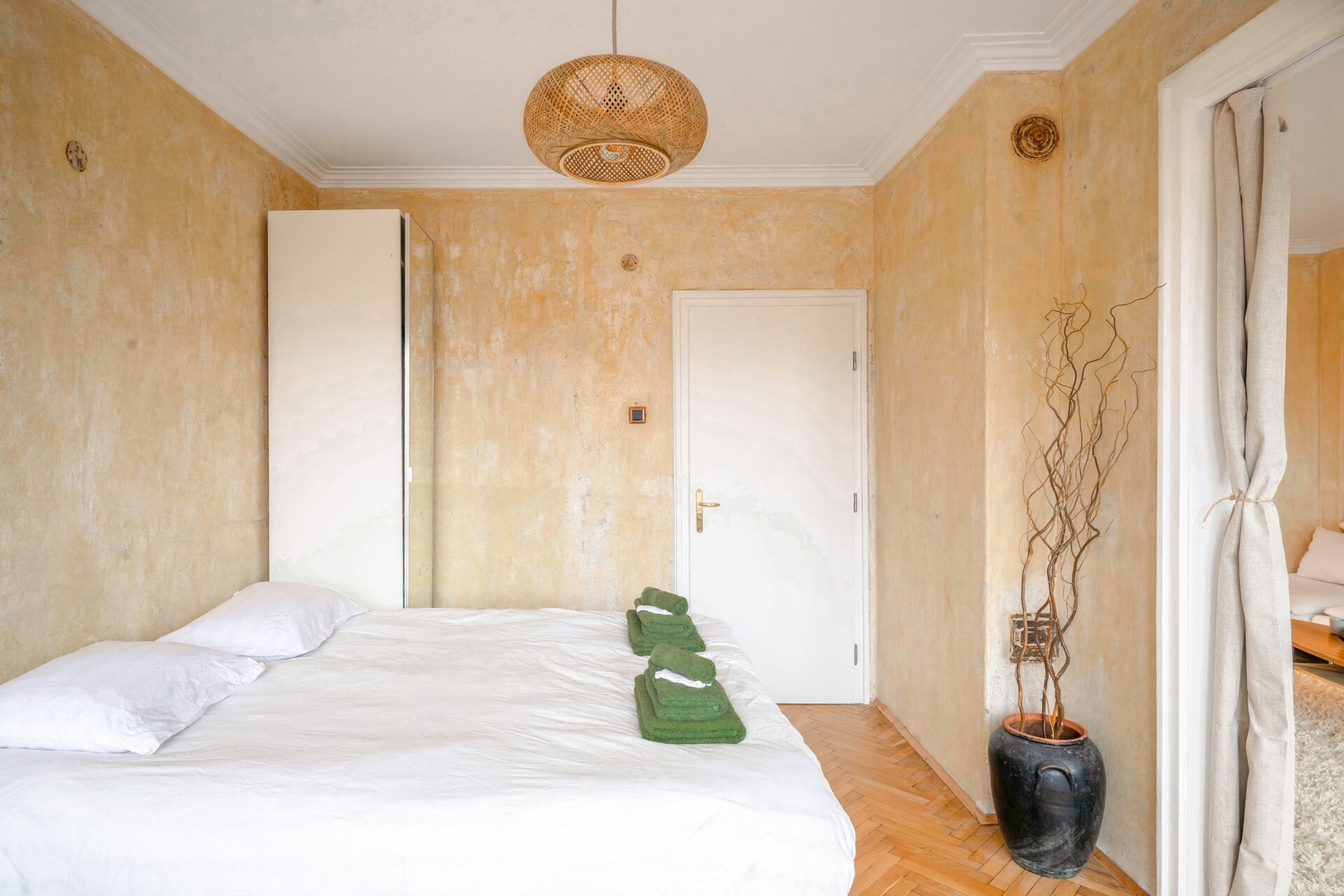TERRA Design /Award-Winning Apartment/ 34 Flat Manager Booking