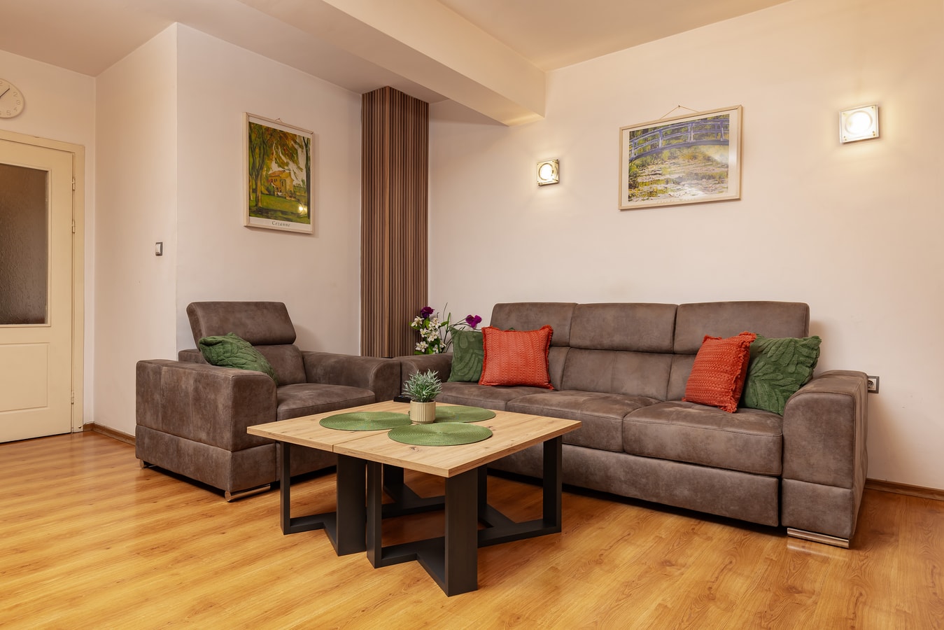 GLORIOUS - 2-Bedroom apartment near Youth Hill 9 Flat Manager Booking