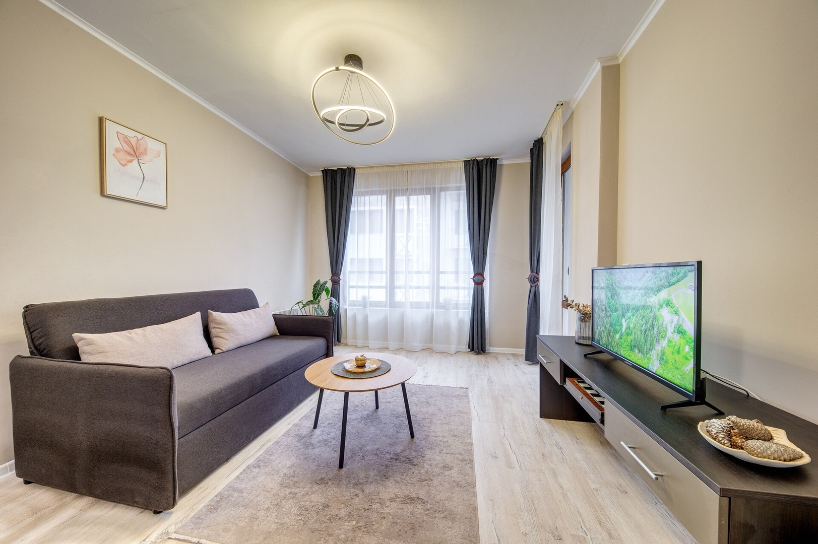 Dream View 1BD | Quick Slope Access 3 Flat Manager Booking