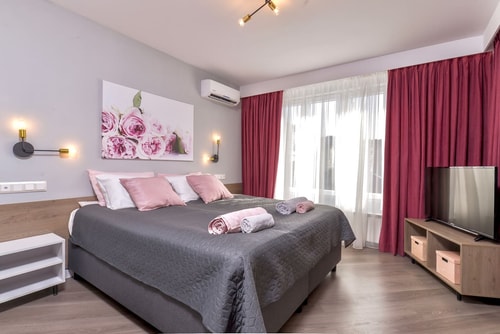 ROS? one bedroom designer apartment in city centre 15 Flat Manager Booking