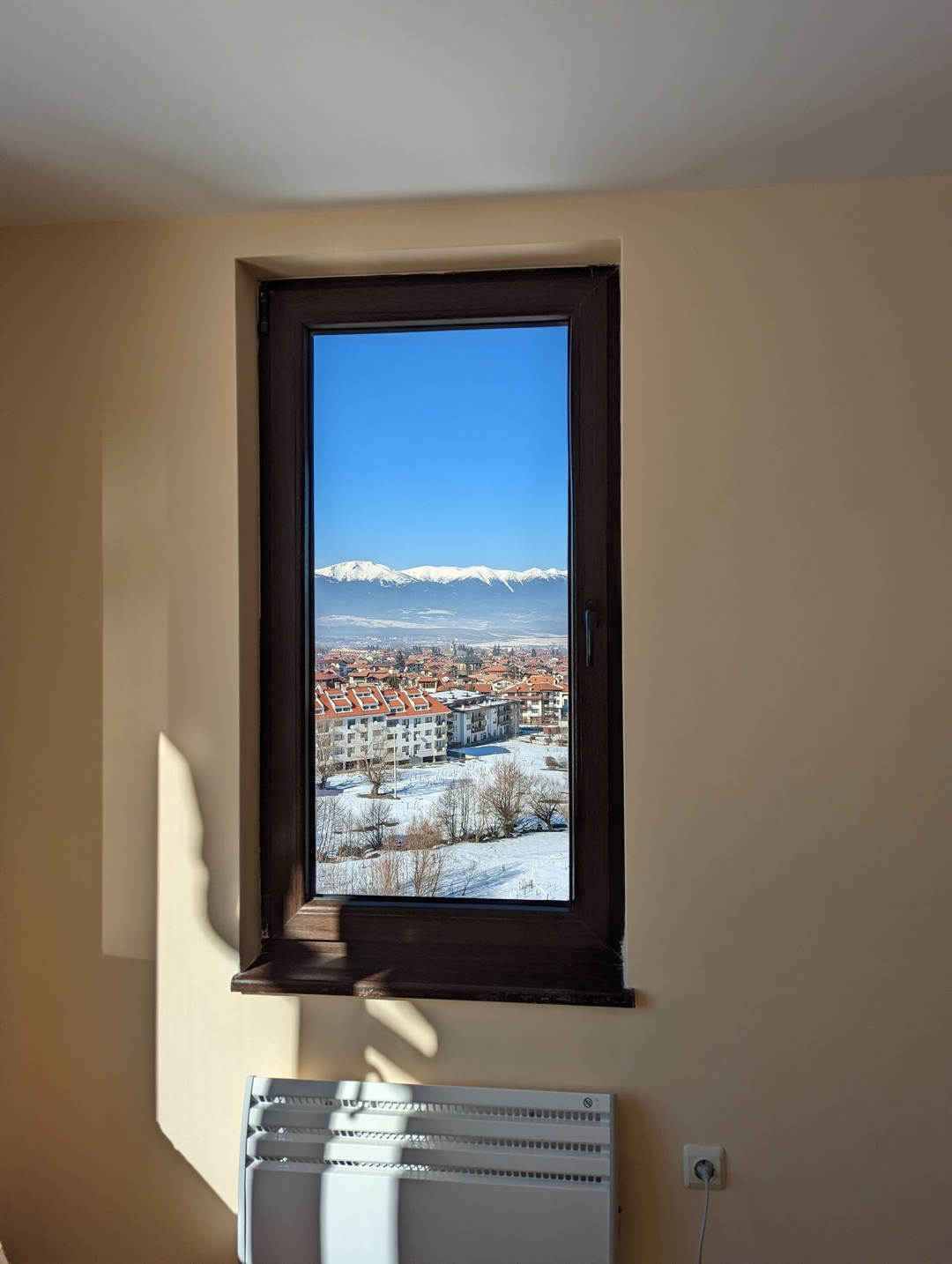 Stylish 2BD Apartment with Panoramic Mountain View 12 Flat Manager Booking