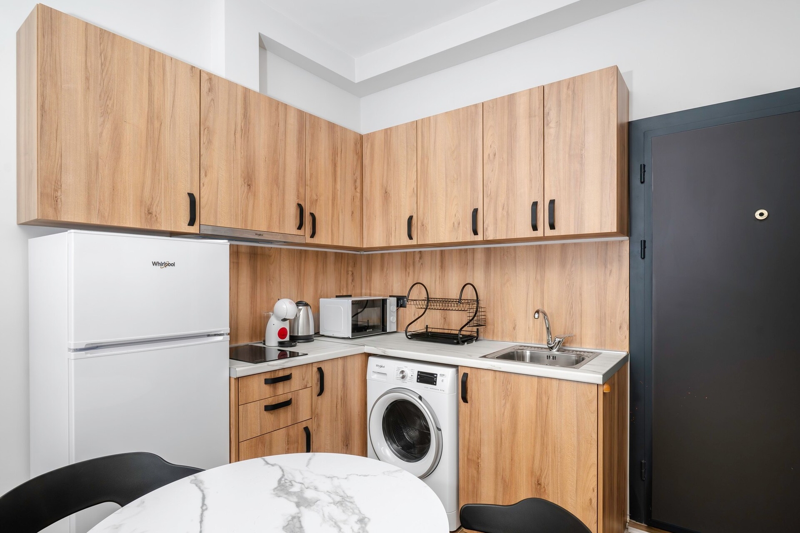 Cozy Studio Near Alexander Nevski Cathedral - Yang 6 Flat Manager Booking