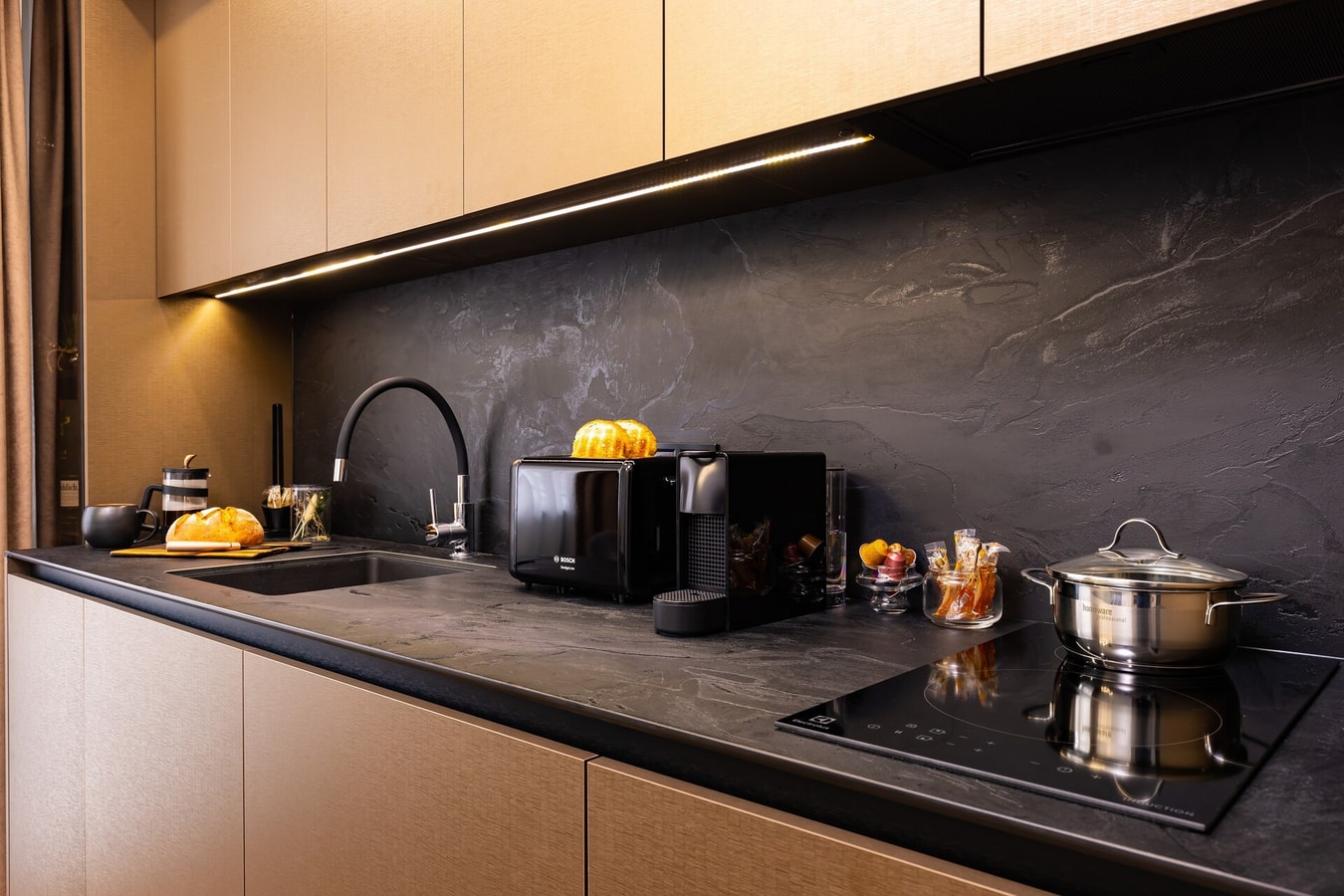 Happy People 2 BD, Central Plovdiv 11 Flat Manager Booking