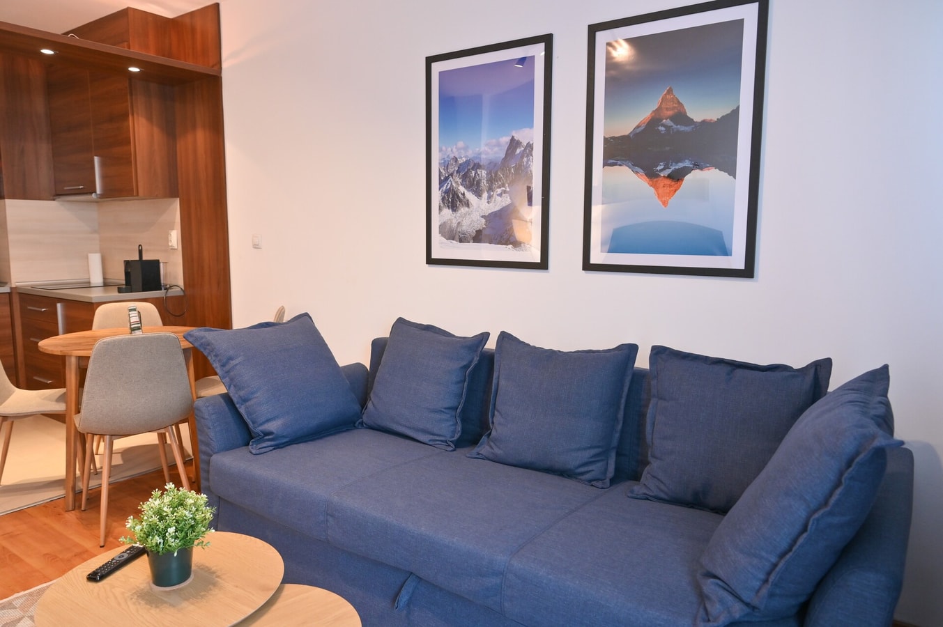 Cozy Flat with Pool & Mountain Views, Near Gondola 5 Flat Manager Booking