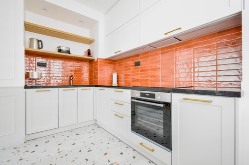 Stylish 2BR Apt Near Vitoshka with Desk & Balcony 3 Flat Manager Booking