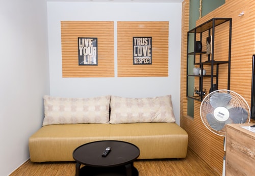 Modern Comfort in Central Varna with WorkSpace 1 Flat Manager Booking