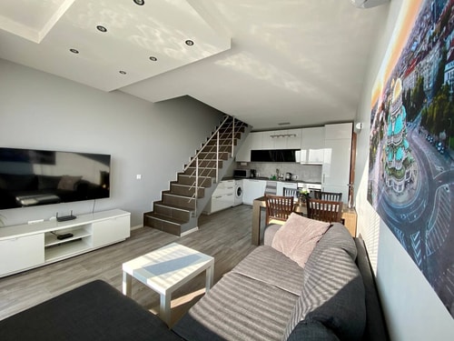 Beautiful City View Maisonette Apartment 8 Flat Manager Booking