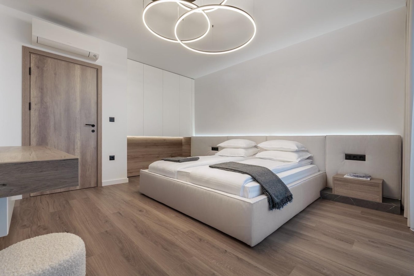 Stylish 1BR with Balcony & Parking | Skyline Varna 13 Flat Manager Booking