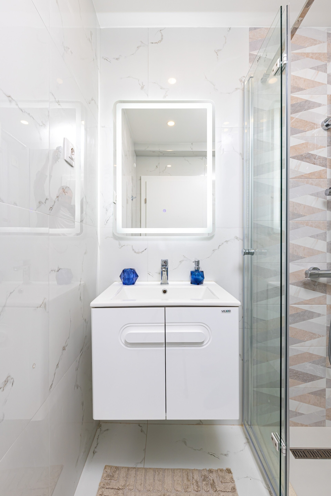 Casa Moderna ~ Stylish 1BD in South Plovdiv 16 Flat Manager Booking