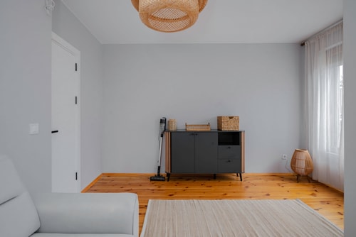 AeroLuxe Living 1BD Apartment 7 Flat Manager Booking