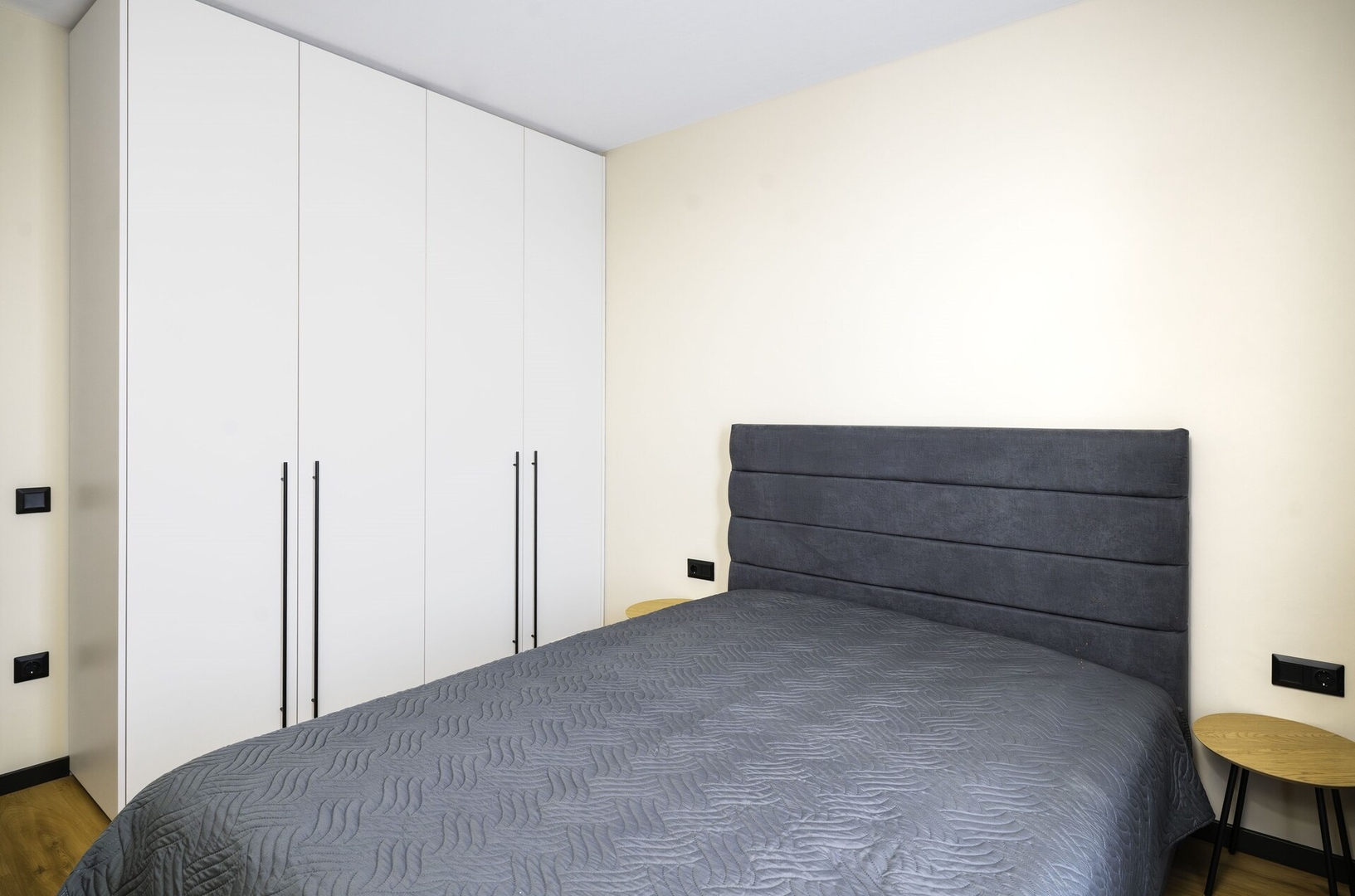 Aviva Living - 2BD Apartment With Free Parking 9 Flat Manager Booking