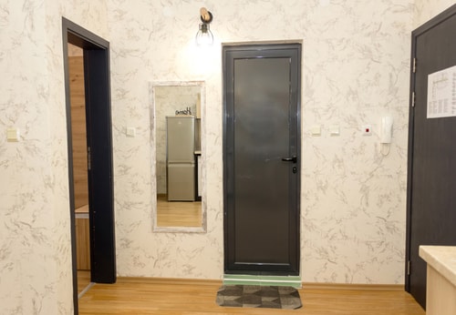 Bright 1-bedroom Flat with Balcony in Golden Sands 19 Flat Manager Booking