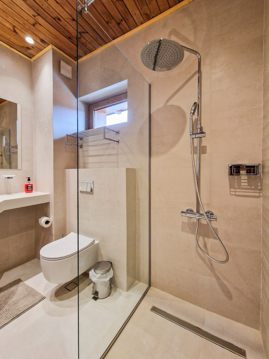 City Escape - 4 bedroom villa in Grand Therme 21 Flat Manager Booking