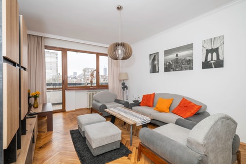 The Cosmopolitan Shine 1-BDR Pet-Friendly Flat 1 Flat Manager Booking