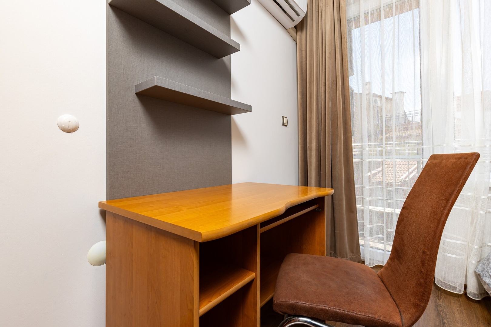 Modern 2BD - 14 min to Medical University 4 Flat Manager Booking