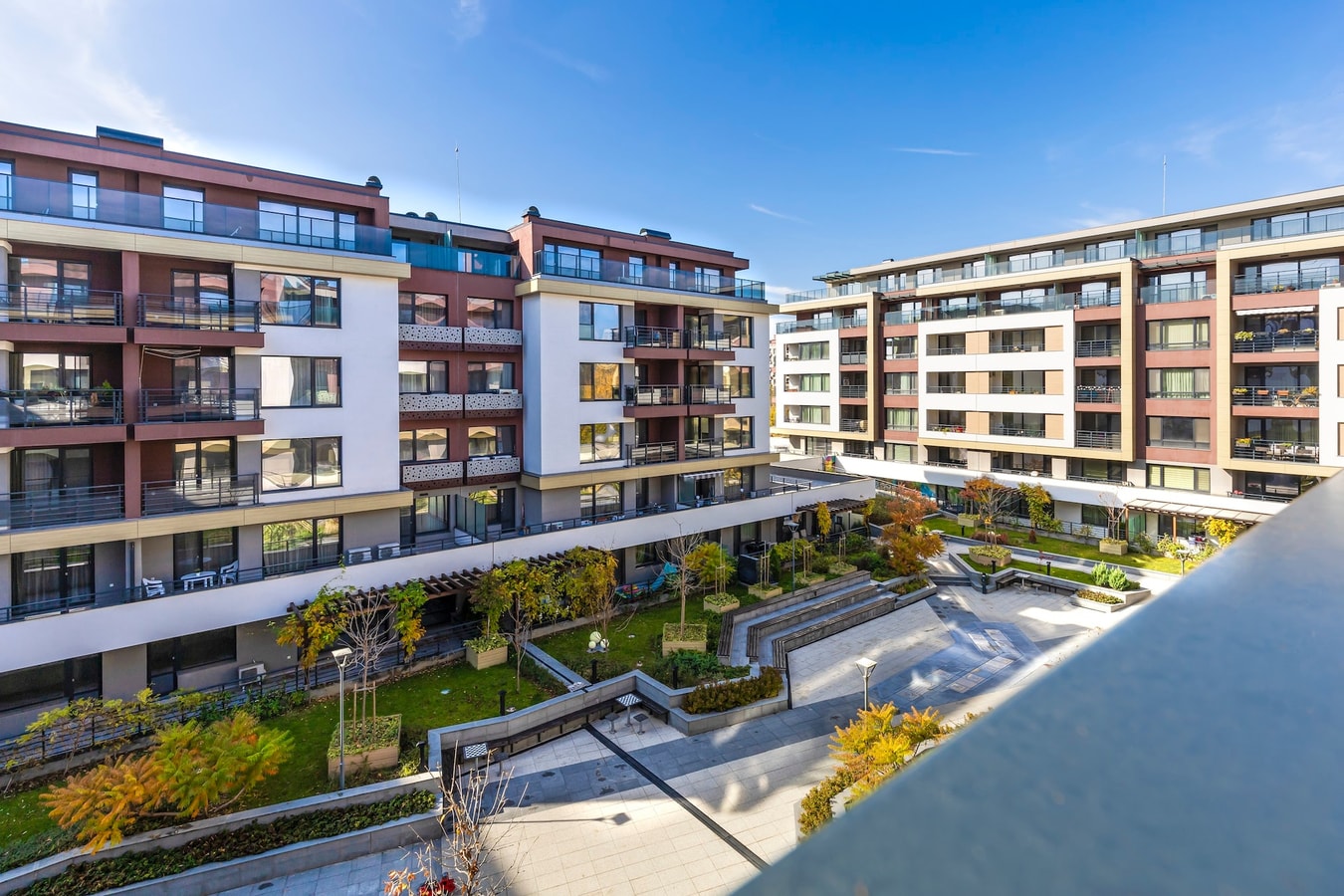 Stylish 1BD flat with a Parking Spot 4 Flat Manager Booking