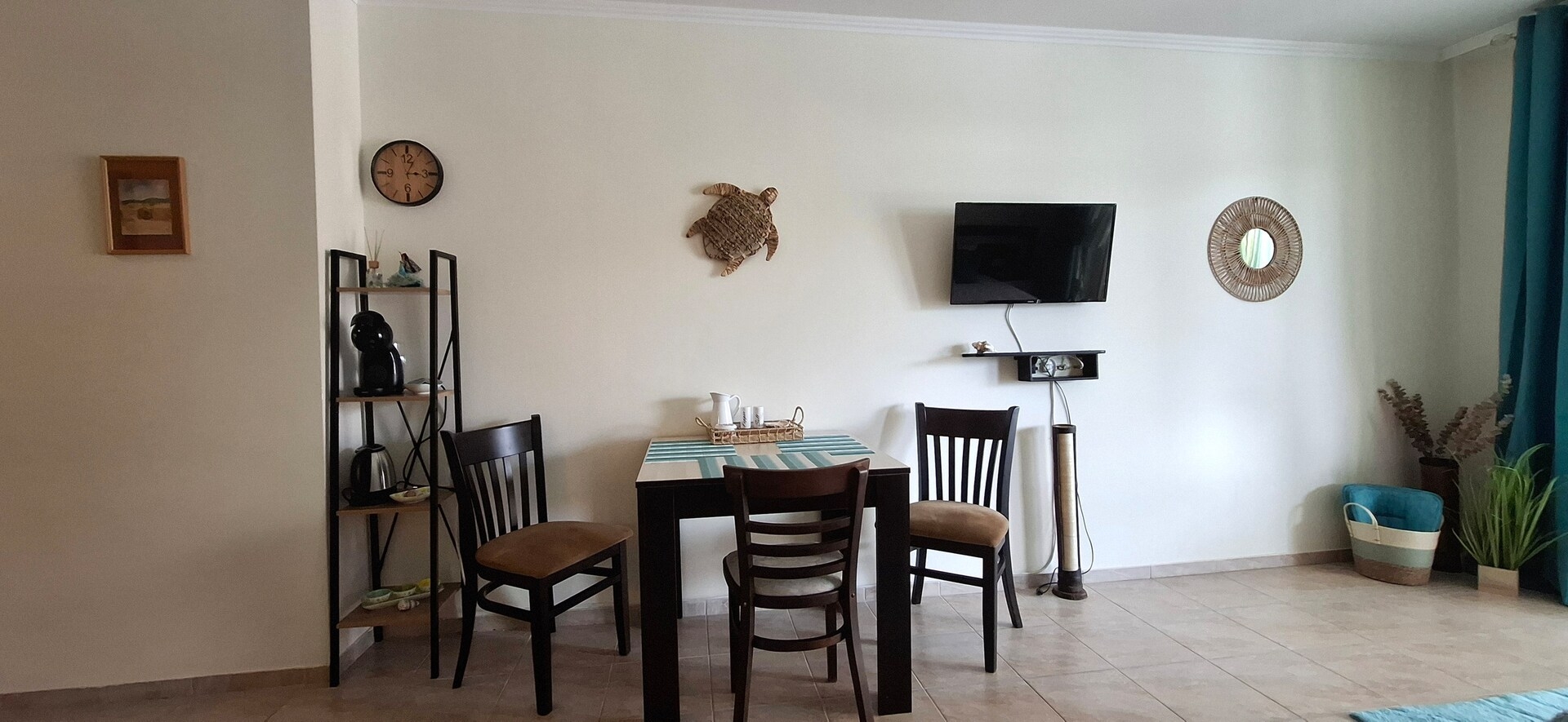Stunning Sea View Studio in Elenite 8 Flat Manager Booking