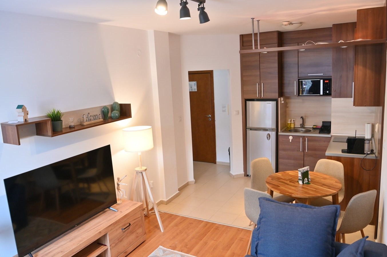 Cozy Flat with Pool & Mountain Views, Near Gondola 6 Flat Manager Booking