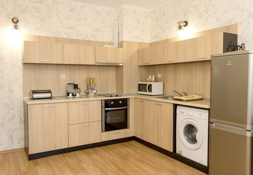 Bright 1-bedroom Flat with Balcony in Golden Sands 12 Flat Manager Booking
