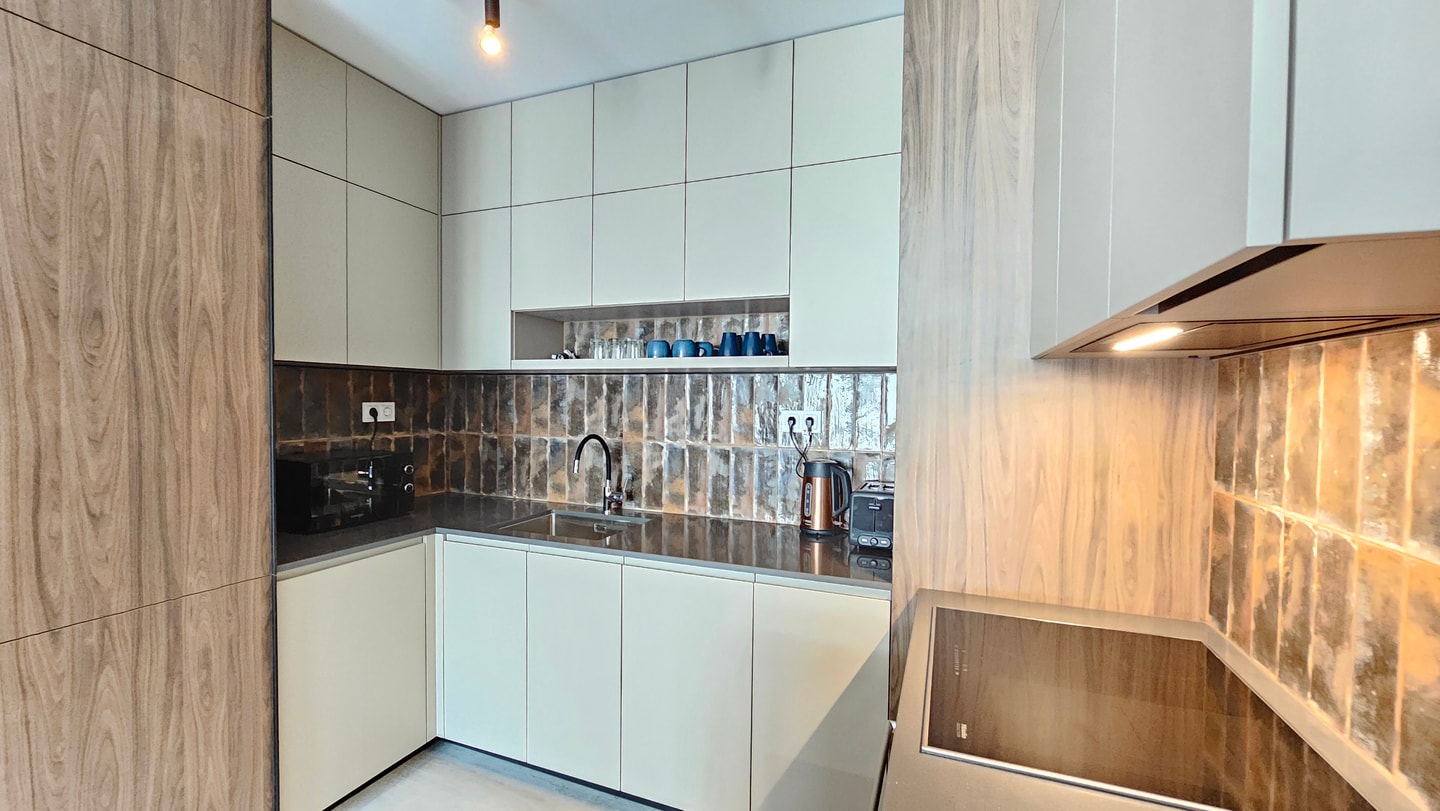 Bright Urban Stay with Parking 8 Flat Manager Booking