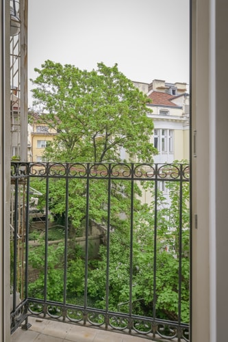 The Simple Place ~ Close to Slaveykov Square 34 Flat Manager Booking