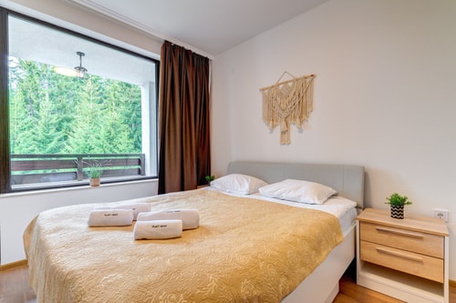 Forest Harmony 1BD with Balcony & Parking 9 Flat Manager Booking