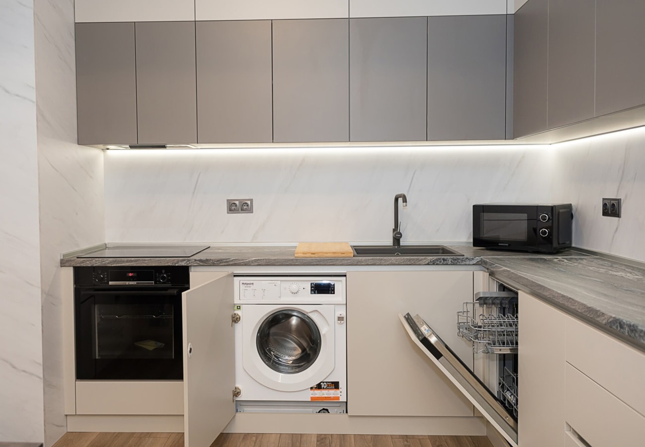 Exclusive Central Varna Apartment | 2 Beds+Parking 17 Flat Manager Booking