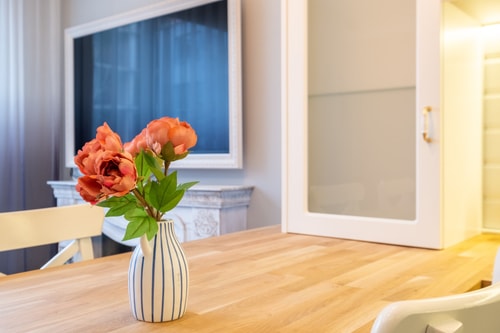 Designer & Cozy 2BD Flat In the city center 13 Flat Manager Booking