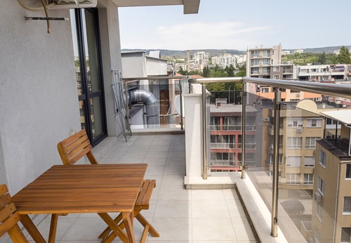 Cozy & Bright 2-BR Flat Next to Grand Mall Varna 4 Flat Manager Booking