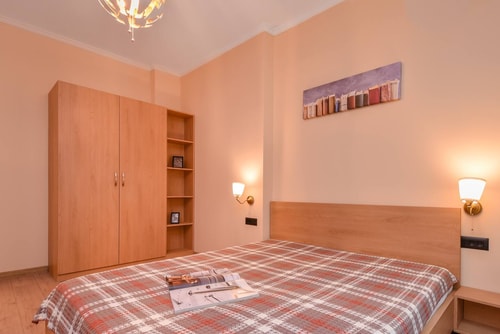 Sofia Dream Apartments - 3BD, 2BTHR - The Library 12 Flat Manager Booking
