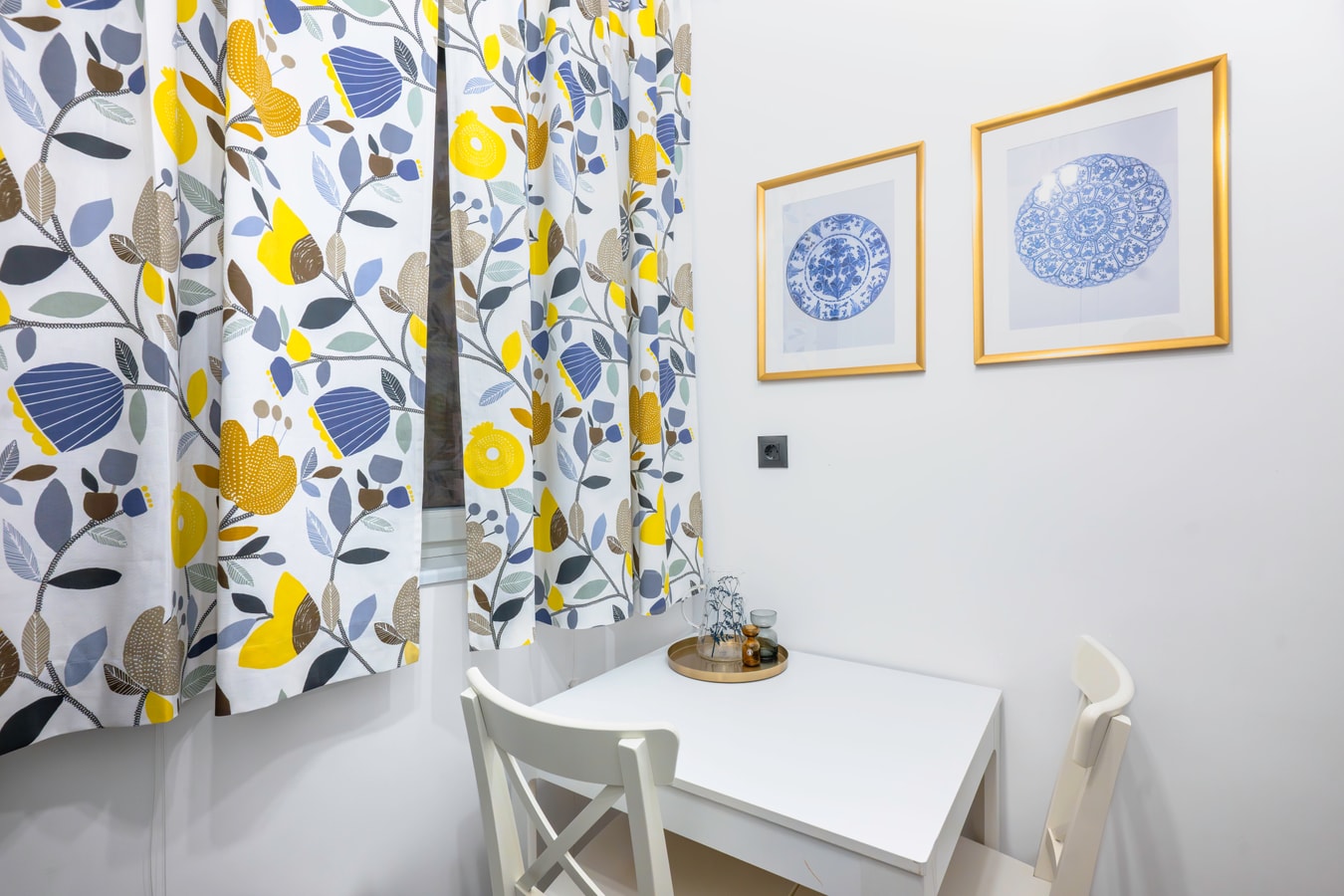 Your Home in Sofia - Cute and Central Apartment 11 Flat Manager Booking