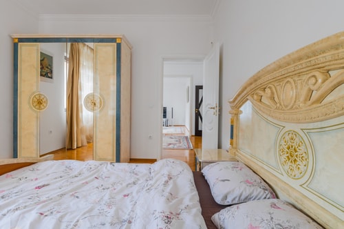 Bright 2-BD Top Central Apt 13 Flat Manager Booking
