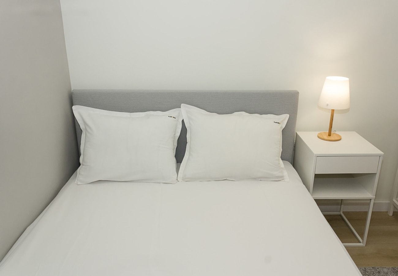 Sea Garden Varna - 2BD Flats with Desk & Balcony 16 Flat Manager Booking