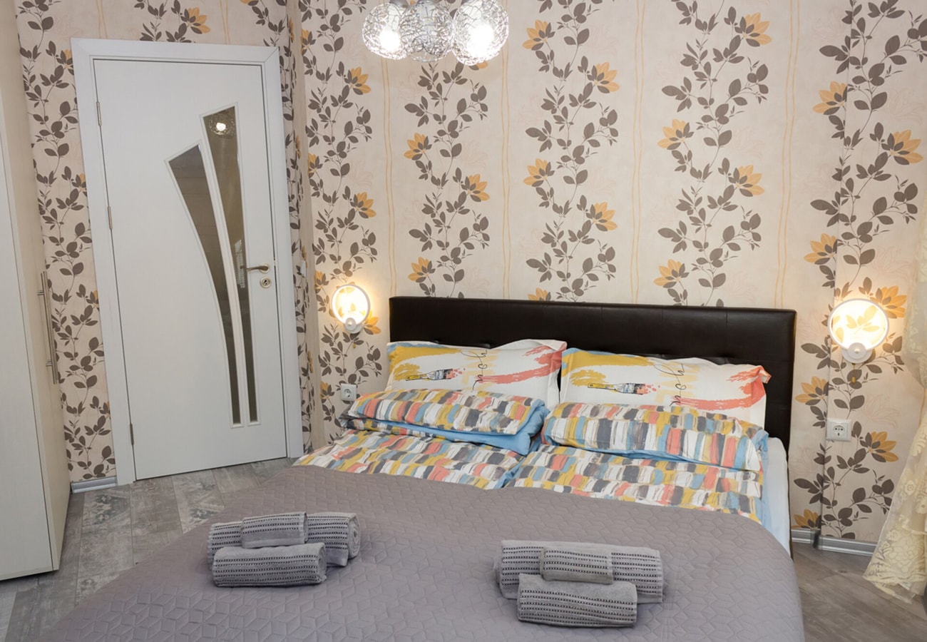 ACRYLIC & PASTEL Apartments 12 Flat Manager Booking