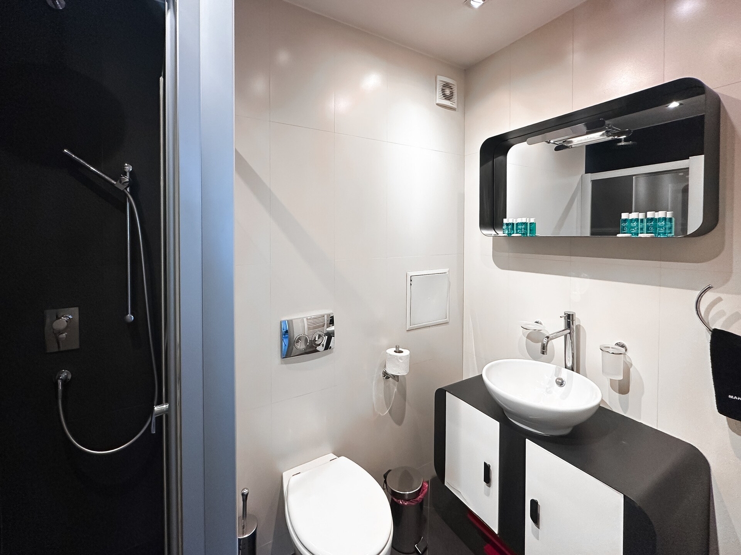 Joy Apartment – Stylish 2BD in Oborishte 12 Flat Manager Booking