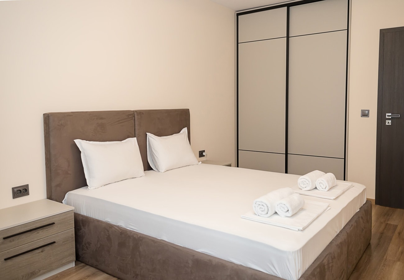 Exclusive Central Varna Apartment | 2 Beds+Parking 2 Flat Manager Booking